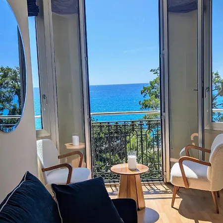 Stunning Large 2 Seafront * Menton