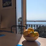 Stunning Large 2 Seafront Apartman Menton